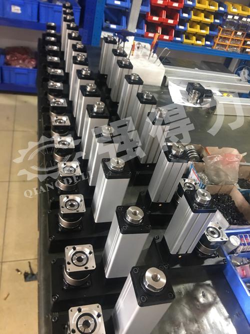 强得力伺服电动缸图片赏析